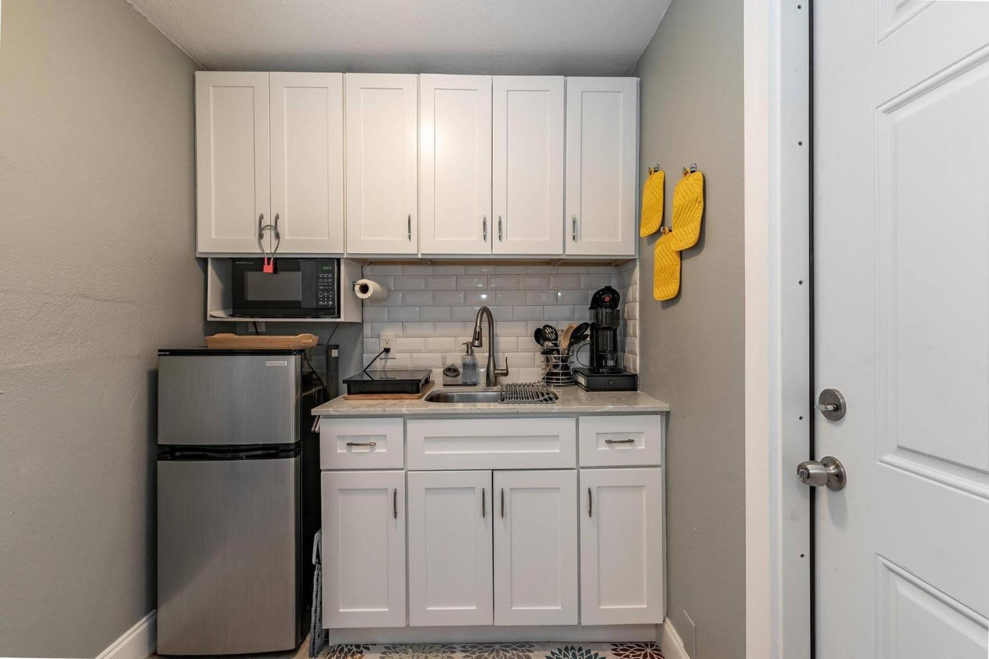 Cozy Comfy Studio With Full Sofa Bed And Kitchenette เวสต์ปาล์มบีช ภายนอก รูปภาพ